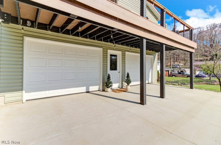 143 Cheyenne Trail, Malvern, OH - Photo 4