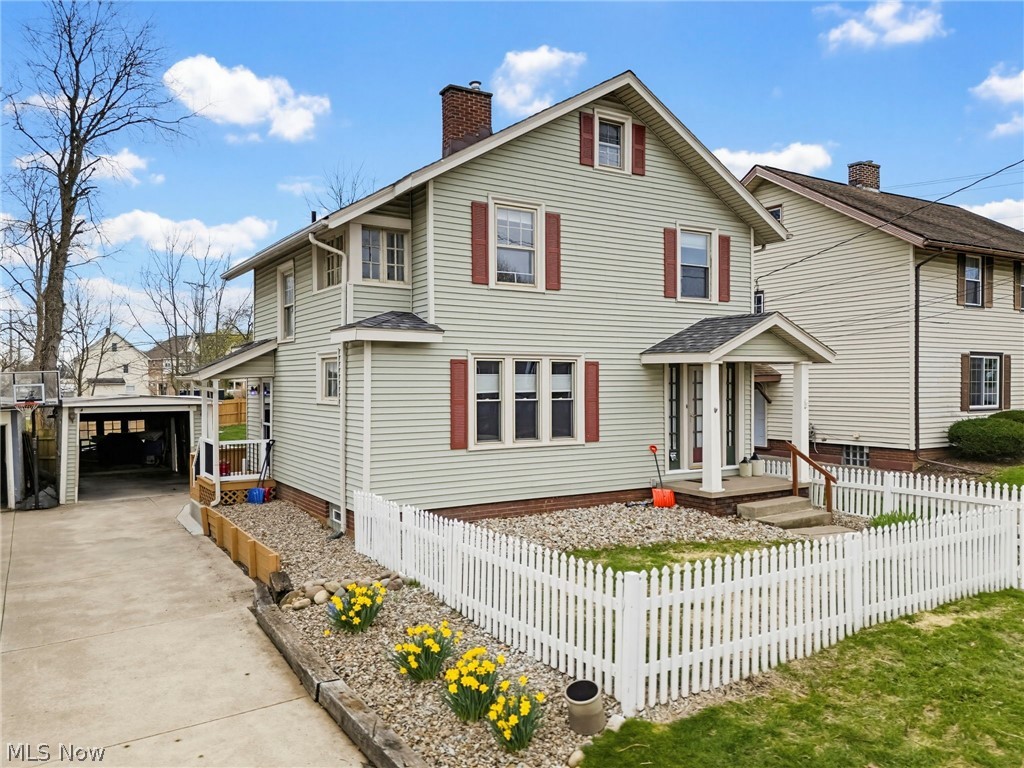 208 Bachtel Street, North Canton, OH