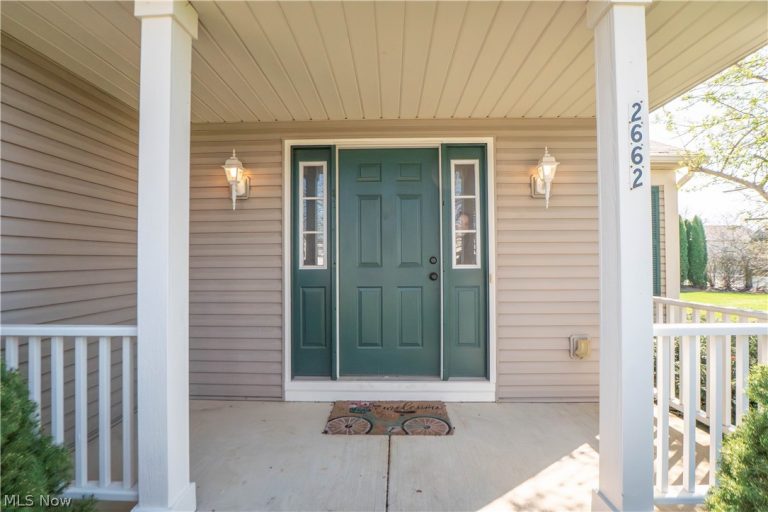 2662 Captens Street, Canton, OH - Photo 3