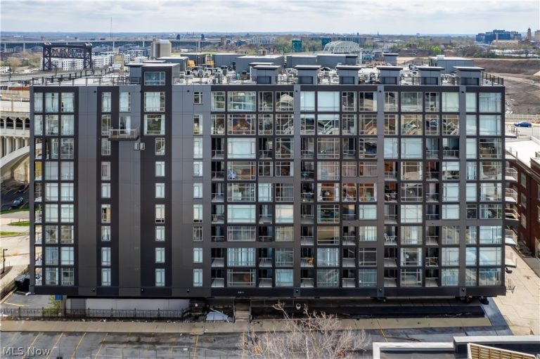 2222 Detroit Avenue #1009, Cleveland, OH - Photo 3