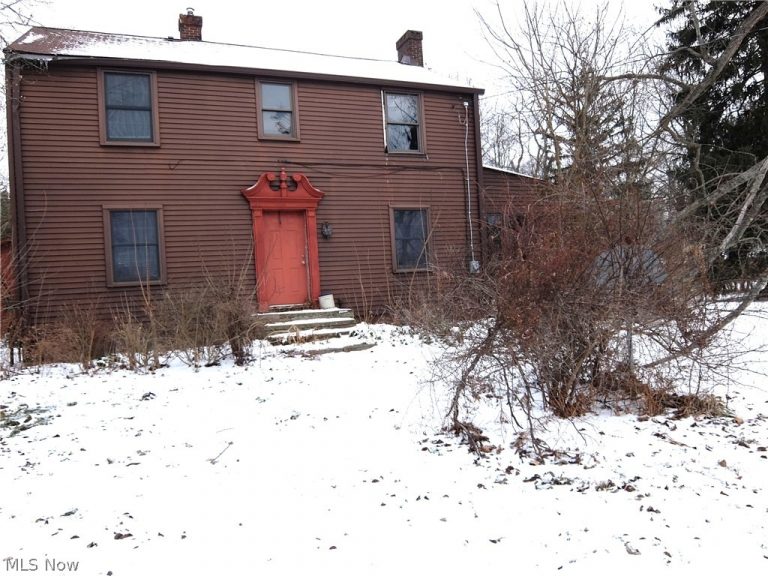 1094 Churchill Road, Girard, OH - Photo 2
