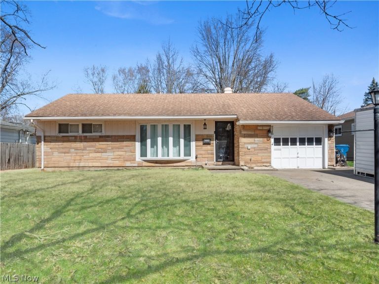 9248 Lynnhaven Road, Parma Heights, OH, 44130