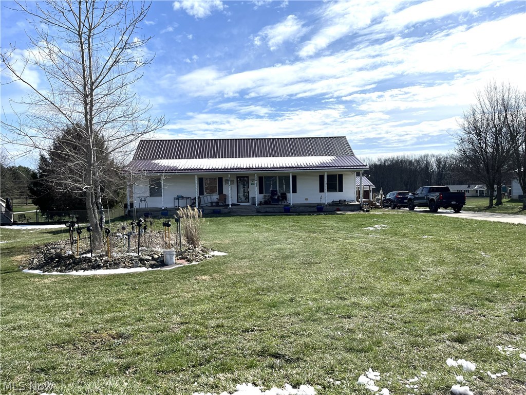 809 Bakers Addition, Hopedale, OH