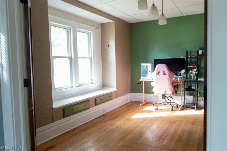 707 47th Street, Vienna, WV - Photo 8