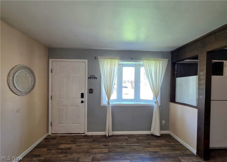 251 Beverly Avenue, Youngstown, OH - Photo 6