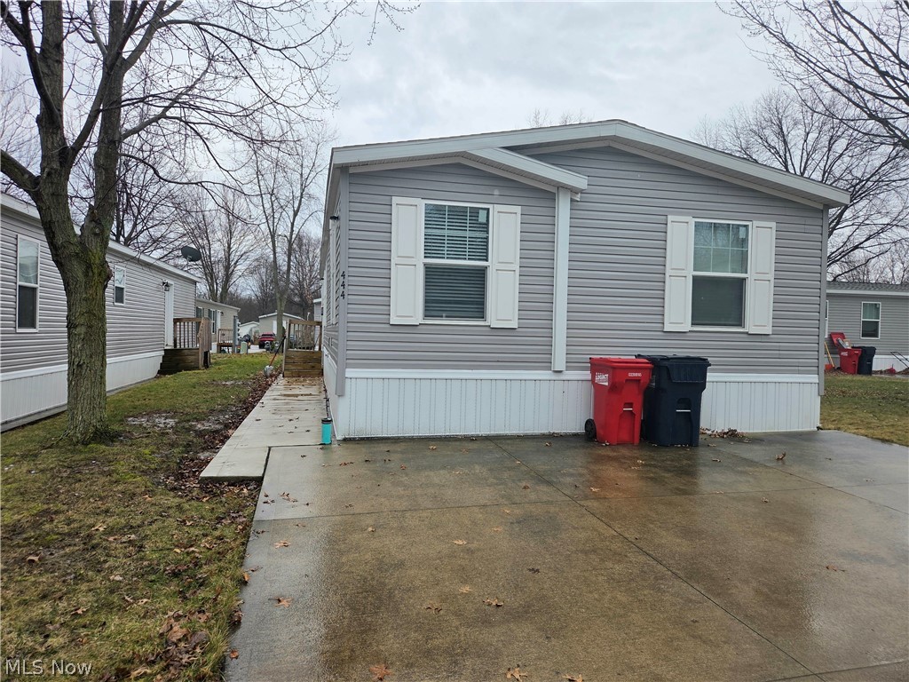 444 Westwoods, Amherst, OH