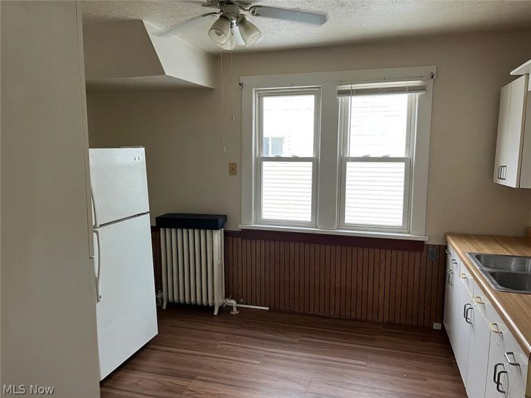 2211 18th Street, Akron, OH - Photo 3