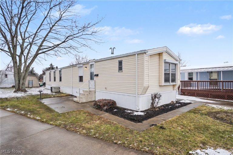 1517 Lady Anne, Streetsboro, OH - Photo 2