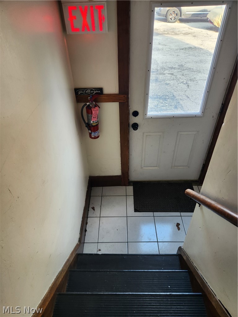 4941 Market Street, Youngstown, OH - Photo 2