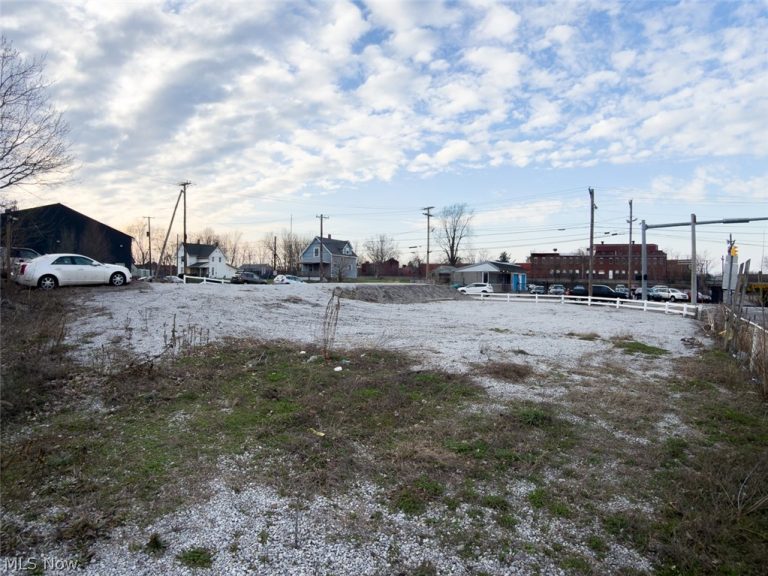 Navarre Road, Canton, OH - Photo 4