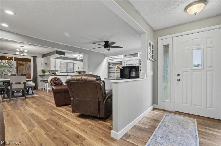 701 Edgewood Street, North Canton, OH - Photo 5