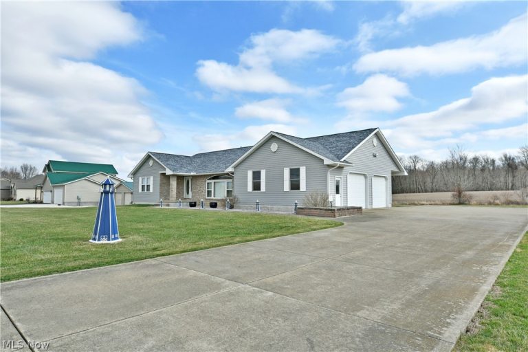 3391 Lyntz Townline Road, Warren, OH - Photo 3