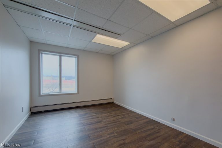 25701 Lakeland Boulevard, Euclid, OH - Photo 8