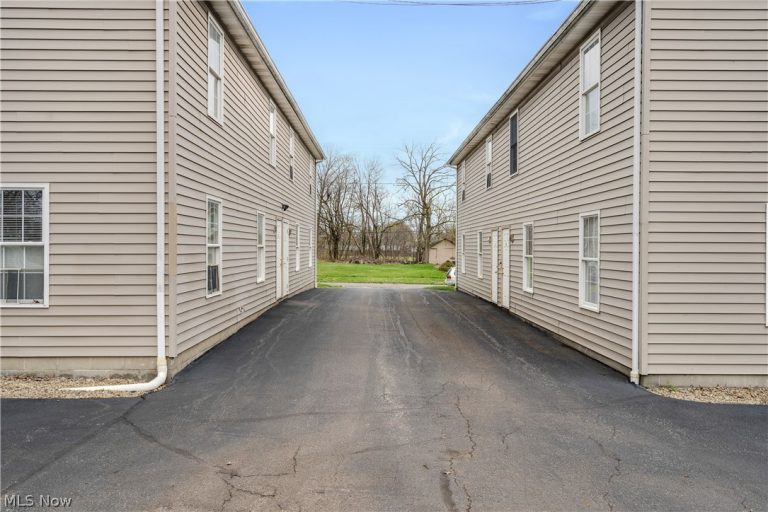 836 Michigan Avenue, Youngstown, OH - Photo 5