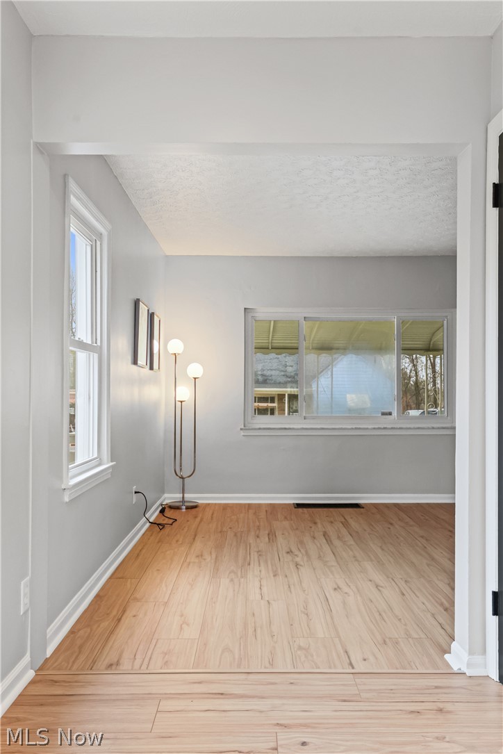 1265 Greenwood Avenue, Akron, OH - Photo 5