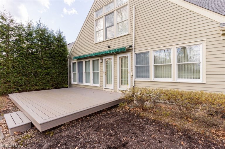 600 The Greens, Howland, OH - Photo 6