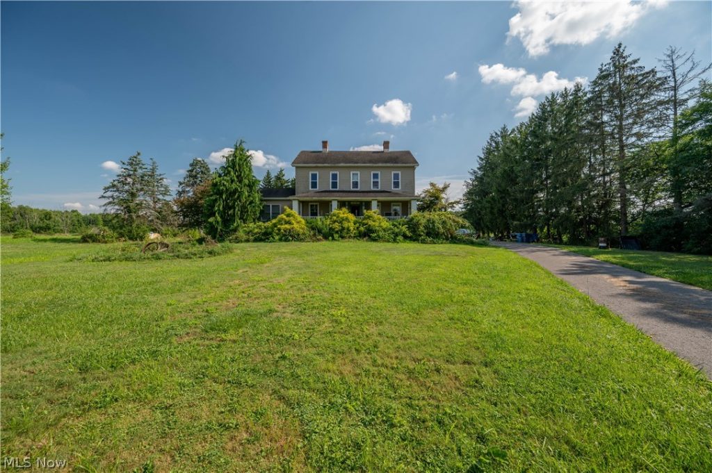 3555 South Range Road, Columbiana, OH