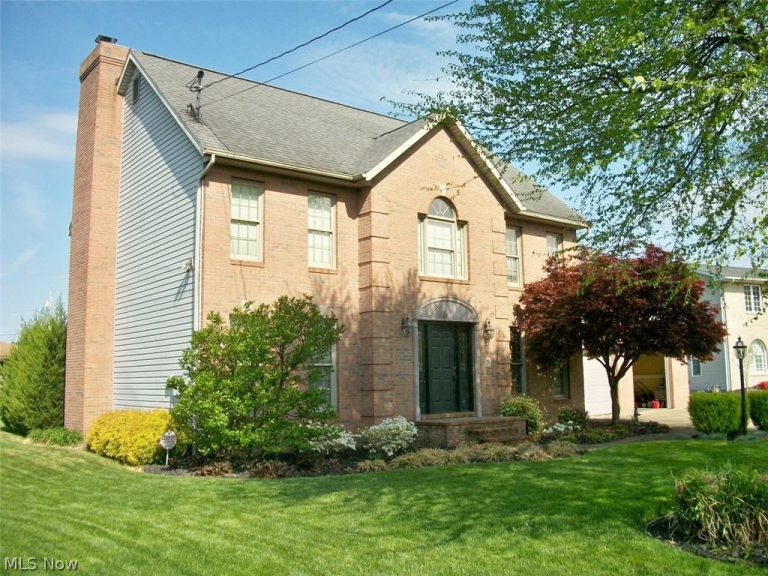 5 Sawgrass Circle, Belpre, OH - Photo 2