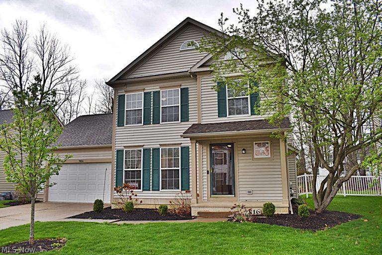 7816 Benton Lane, Hudson, OH, 44236
