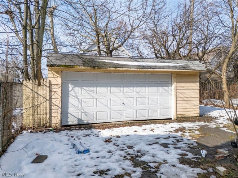 2822 125th Street, Cleveland, OH - Photo 4