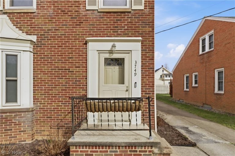 3749 178th Street, Cleveland, OH - Photo 2