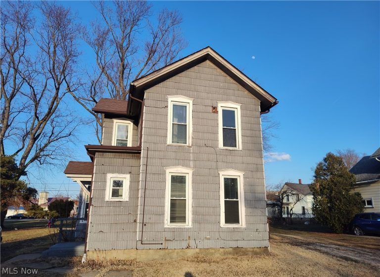 4826 Cornell Avenue, Ashtabula, OH - Photo 2