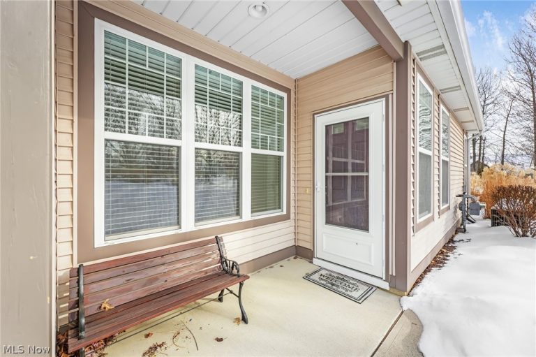 2195 Southampton Lane, Avon, OH - Photo 3