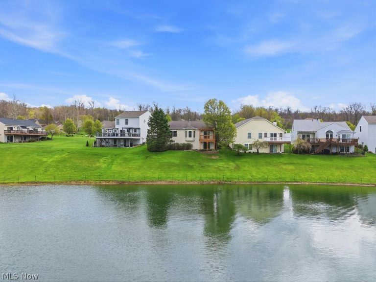 12786 Heritage Trail, North Royalton, OH - Photo 5