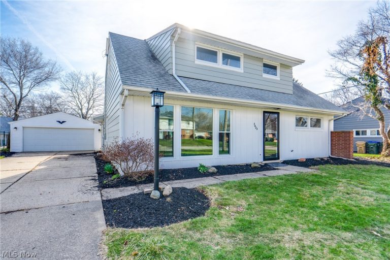 3423 Bailey Road, Cuyahoga Falls, OH - Photo 2