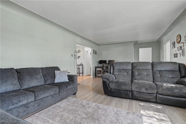 1926 Brandon Avenue, Youngstown, OH - Photo 8