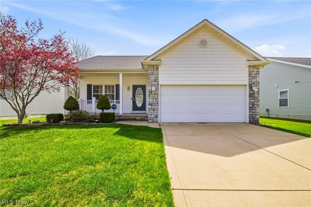 1021 Outrigger Cove, Painesville Twp, OH