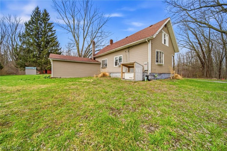 3449 Addison Road, Geneva, OH - Photo 4