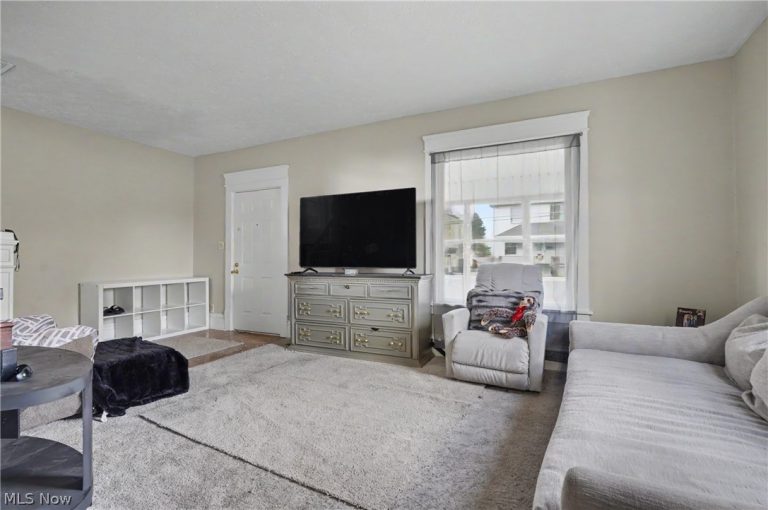 430 Oxford Street, Alliance, OH - Photo 6