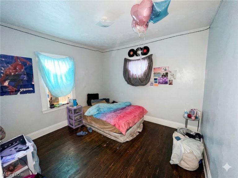 10112 Aetna Road, Cleveland, OH - Photo 8