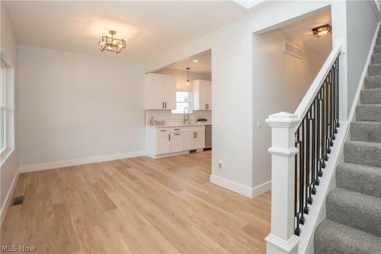 227 Madison Street, Ravenna, OH - Photo 6