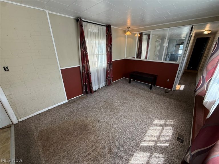 610 Karen Avenue, New Philadelphia, OH - Photo 8