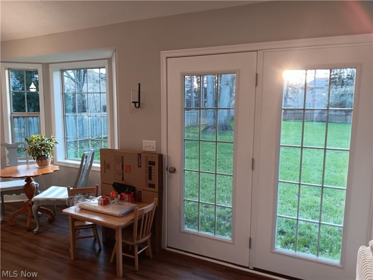 2366 Bradley Road, Westlake, OH - Photo 6