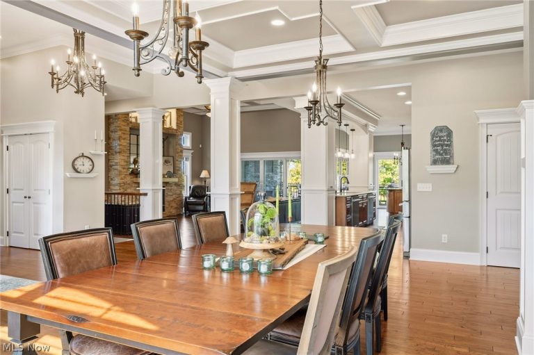 577 Lyonswood Drive, Hinckley, OH - Photo 6