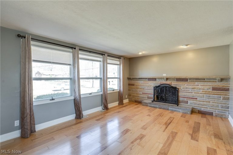 6814 Skylane Street, North Canton, OH - Photo 6