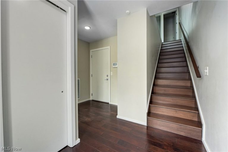 1320 58th Street, Cleveland, OH - Photo 5