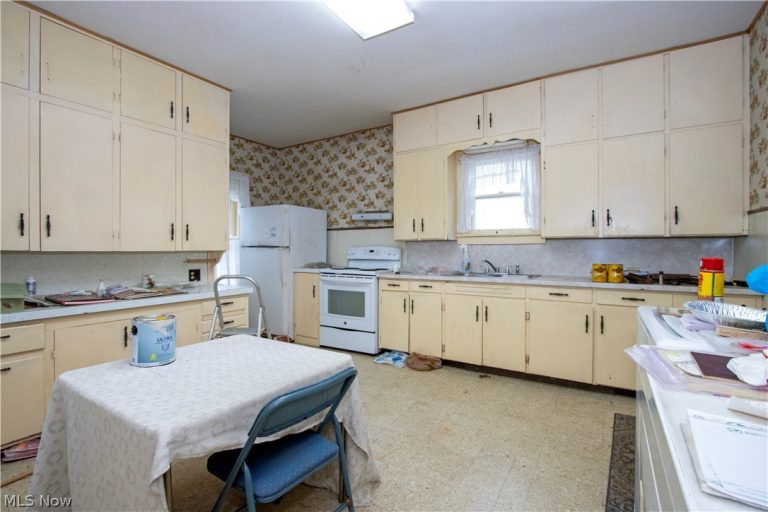 907 Mt Eaton Road, Dalton, OH - Photo 5