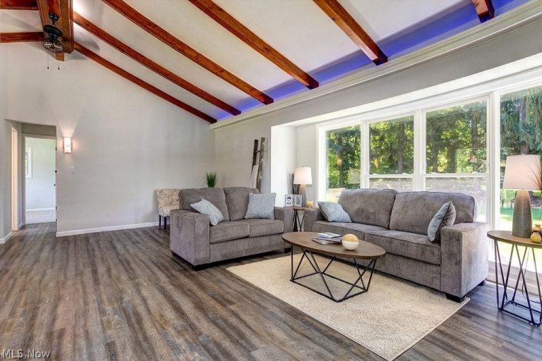 8078 Mentor Avenue, Mentor, OH - Photo 8