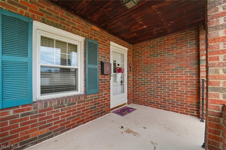 1811 30th Street, Ashtabula, OH - Photo 2