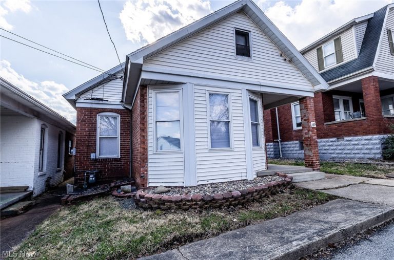 645 Columbia Avenue, Parkersburg, WV - Photo 2