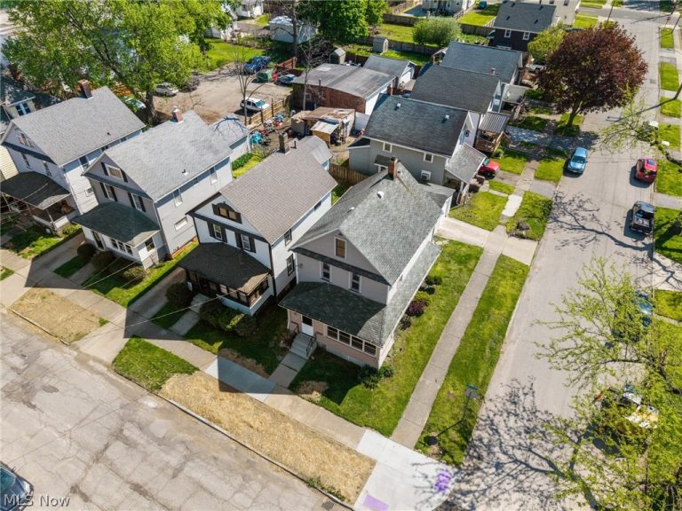 299 5th Street, Barberton, OH - Photo 4