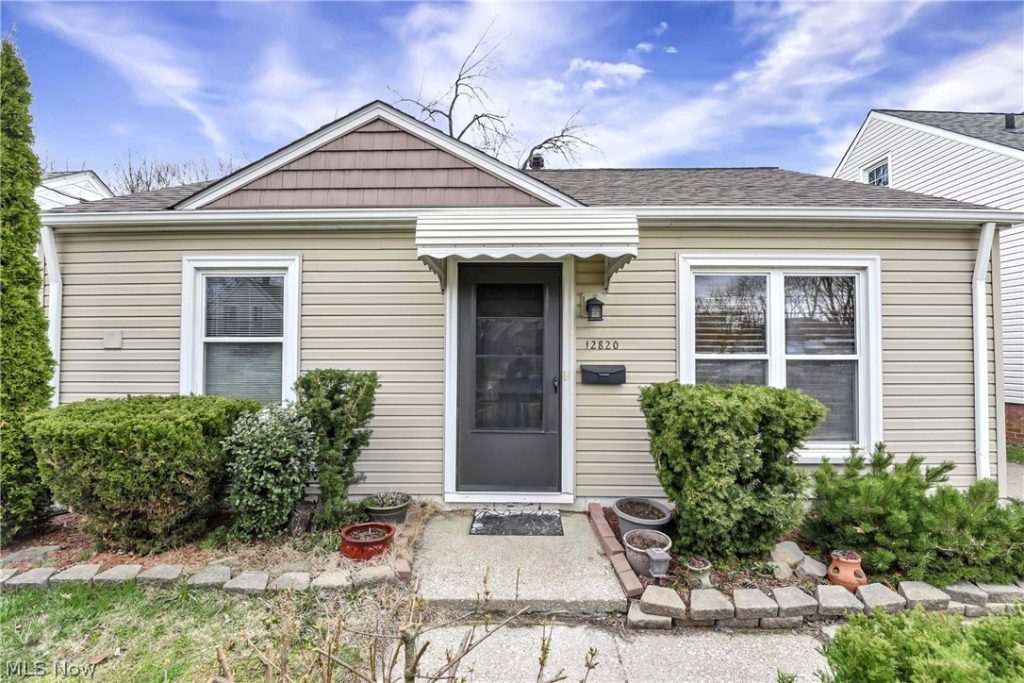 12820 Longmead Avenue, Cleveland, OH
