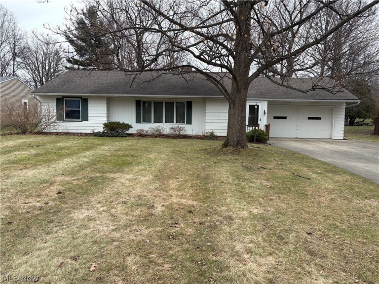 2265 Country Club Drive, Wickliffe, OH, 44092