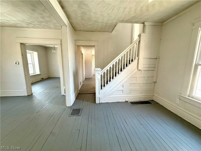 839 Kenyon Street, Akron, OH - Photo 3