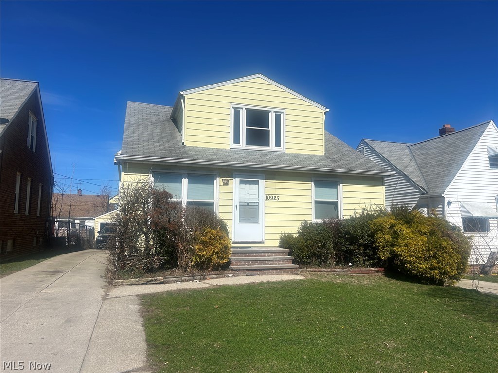 10925 McCracken Road, Garfield Heights, OH