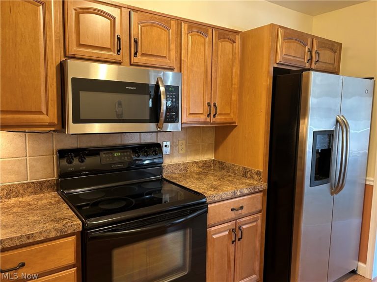 3167 Linden Road #204, Rocky River, OH - Photo 8